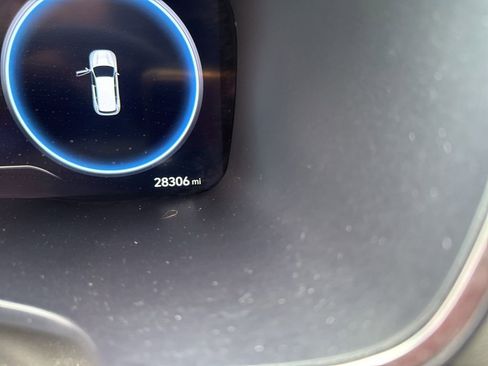 Used 2023 Hyundai Santa Fe SEL w/ Premium Package image 17