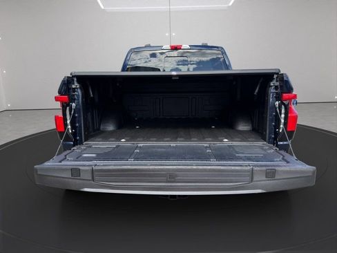 Used 2024 Ford F150 Lightning Lariat image 11