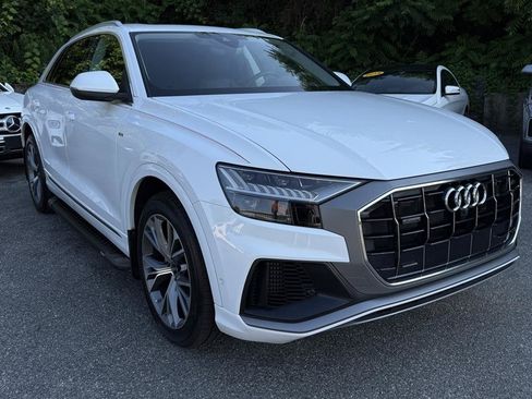 Used 2023 Audi Q8 Premium Plus w/ Premium Plus Package AWD/4WD image 21