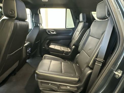 Used 2021 Chevrolet Tahoe Premier AWD/4WD image 30