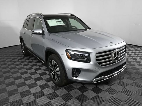 Used 2026 Mercedes-Benz GLB 250 image 25