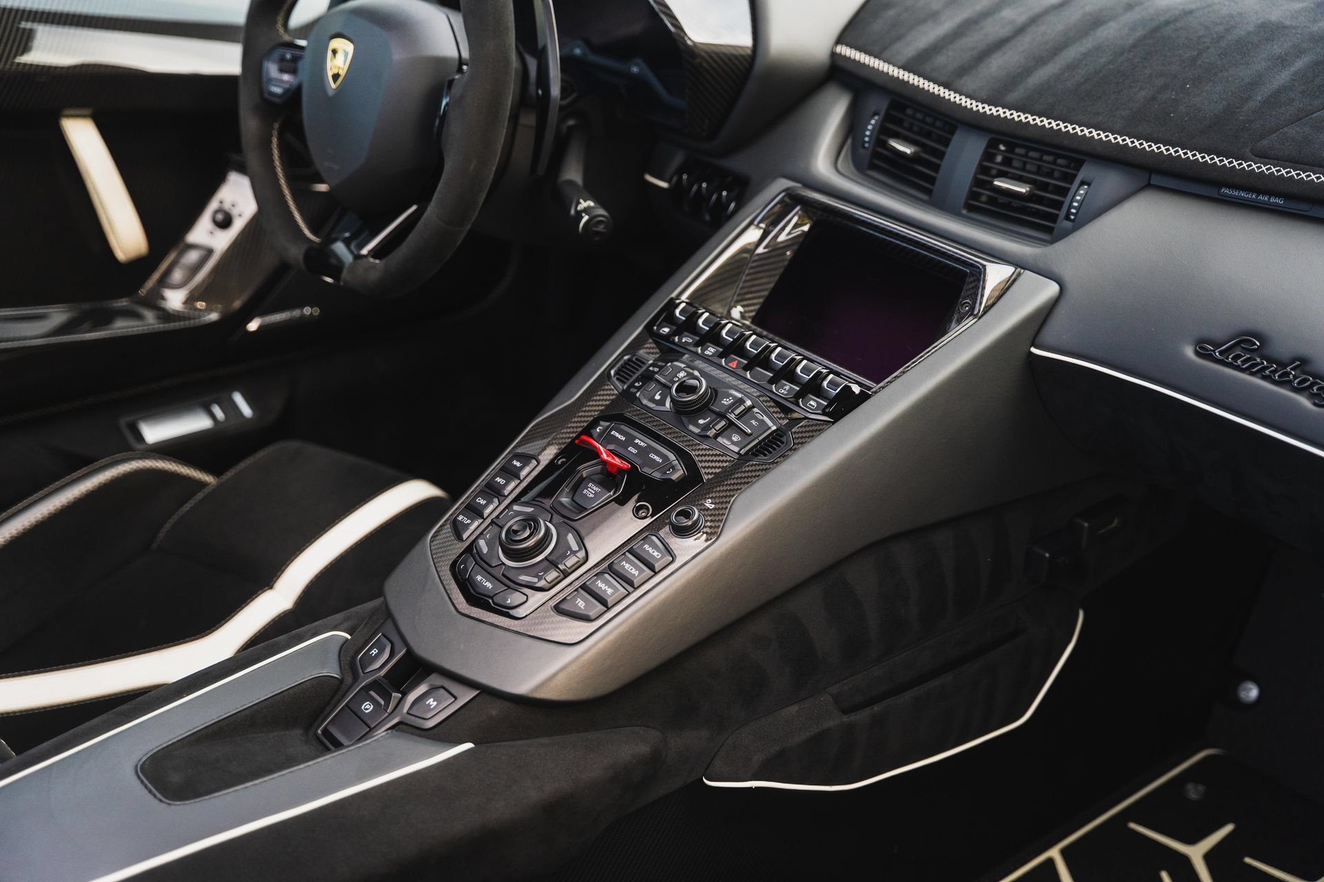 Used 2021 Lamborghini Aventador SVJ AWD/4WD image 81