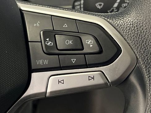 Used 2022 Volkswagen Tiguan S FWD image 21