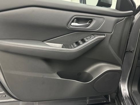 New 2026 Nissan Rogue SV w/ Cold Weather Package AWD/4WD image 13
