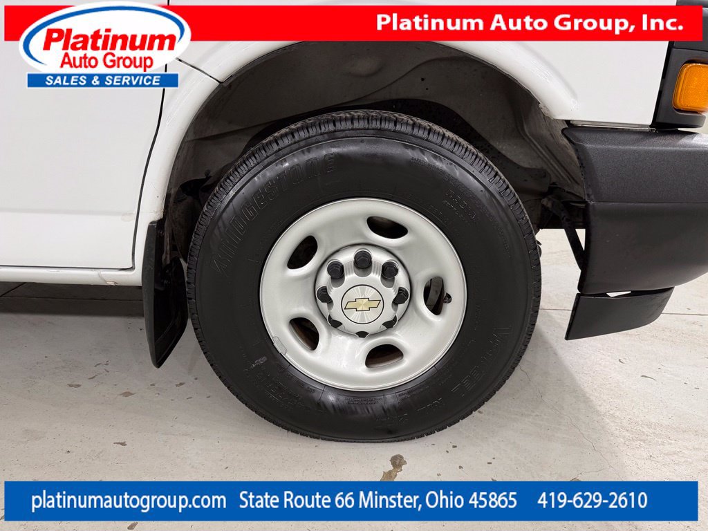 Used 2020 Chevrolet Express 3500 Extended w/ Driver Convenience Package RWD image 53