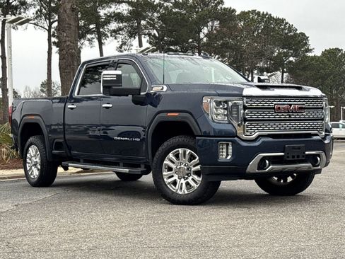 Used 2020 GMC Sierra 2500 Denali w/ Denali Ultimate Package image 2