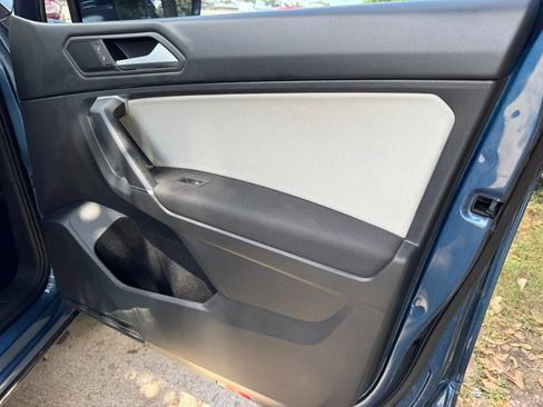 Used 2020 Volkswagen Tiguan S FWD image 24