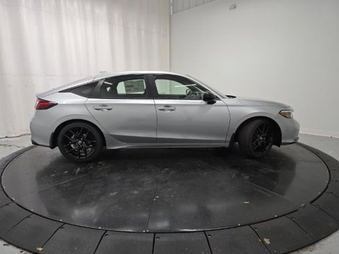 Used 2025 Honda Civic Sport image 30