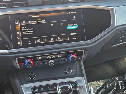 Used 2025 Audi Q3 2.0T Premium w/ Convenience Package image 13