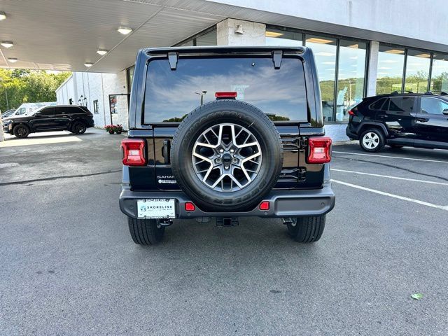 New 2025 Jeep Wrangler Unlimited Sahara AWD/4WD image 6