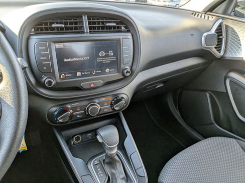 Used 2024 Kia Soul LX w/ Option Group 015 image 21
