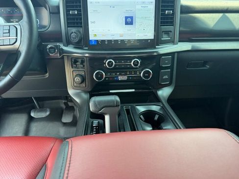 Used 2024 Ford F150 Lariat AWD/4WD image 11