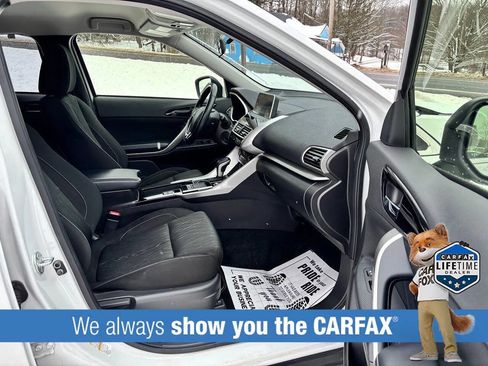 Used 2018 Mitsubishi Eclipse Cross SE image 9
