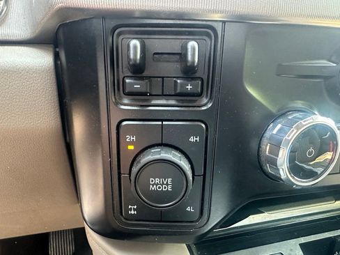 Used 2026 Ford F350 Platinum w/ Platinum Plus Package AWD/4WD image 19
