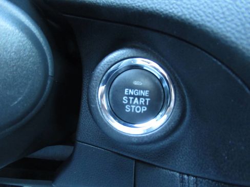 Used 2020 Subaru Impreza 2.0i Premium image 26