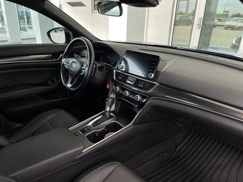 Used 2021 Honda Accord Sport image 18