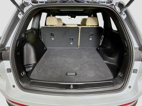 New 2025 Jeep Grand Cherokee Limited image 26