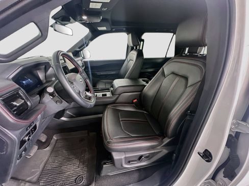 Used 2024 Ford Expedition Limited RWD image 13