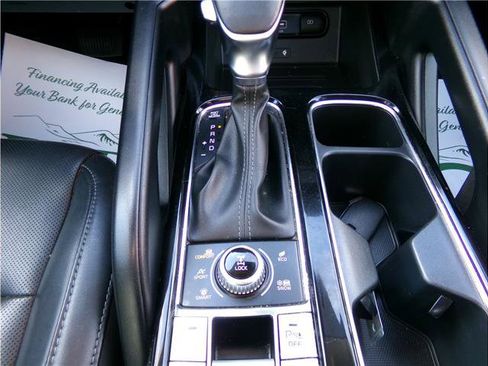 Used 2022 Kia Telluride S image 24