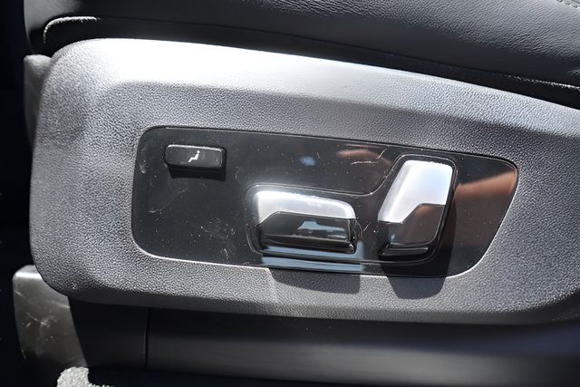 Used 2025 BMW X7 M60i w/ Executive Package AWD/4WD image 41