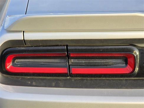 Used 2020 Dodge Challenger GT w/ Performance Handling Group image 8