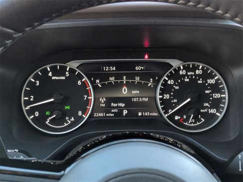 Used 2021 Nissan Rogue SL w/ Premium Package image 10