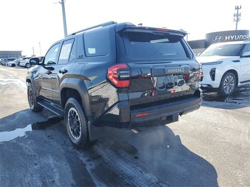 Used 2025 Toyota 4Runner TRD Sport Premium image 3