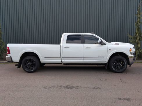 Used 2022 RAM 3500 Limited image 7