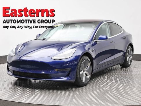 Used 2018 Tesla Model 3 Long Range RWD image 1