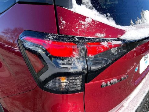 Certified 2025 Subaru Forester Premium image 25