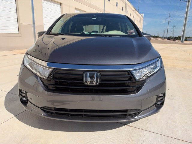 Used 2024 Honda Odyssey Elite image 2