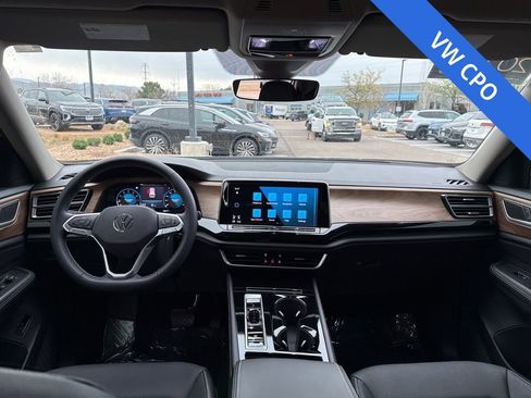 Certified 2024 Volkswagen Atlas SE AWD/4WD image 12