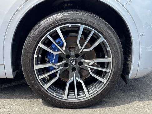 Used 2023 Maserati Grecale Modena AWD/4WD image 20