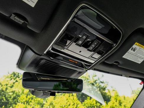 New 2026 Land Rover Range Rover Sport Dynamic SE AWD/4WD image 35