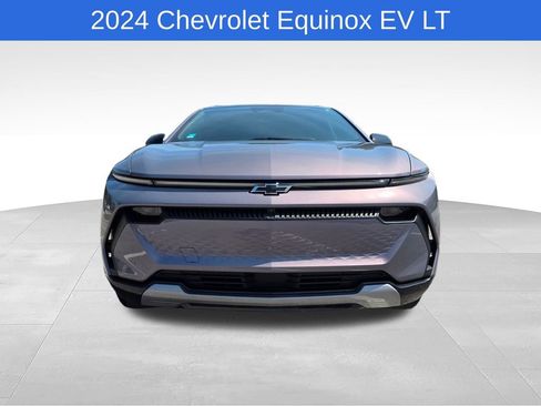 Certified 2024 Chevrolet Equinox EV LT w/ LPO, Blackout Package FWD image 9