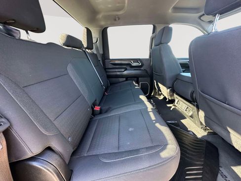 Used 2024 Chevrolet Silverado 2500 LT w/ Convenience Package image 29