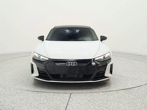 Used 2022 Audi e-tron GT Prestige w/ Prestige Package image 2