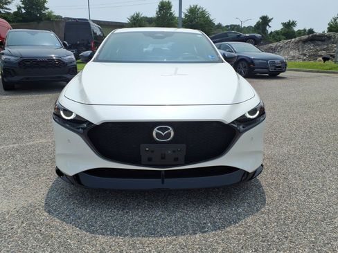 Used 2024 MAZDA MAZDA3 Hatchback w/Premium Plus Pkg AWD/4WD image 2