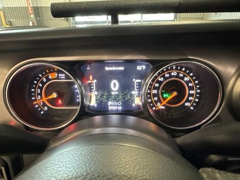 Used 2020 Jeep Wrangler Sport AWD/4WD image 18