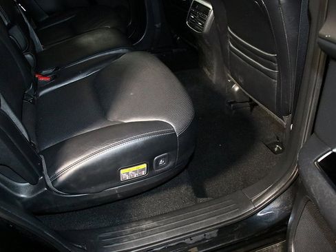 Used 2022 MAZDA CX-9 Touring image 33