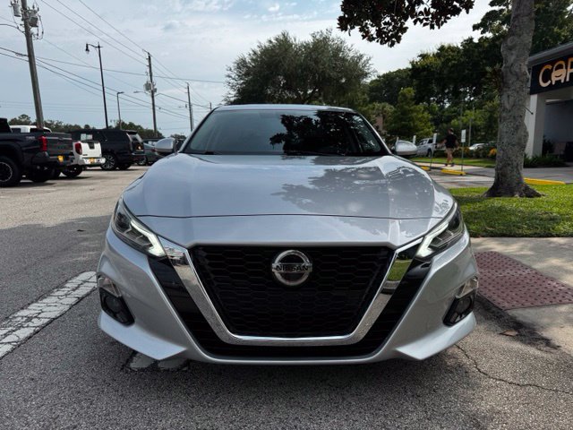 Used 2019 Nissan Altima 2.5 SV FWD image 3