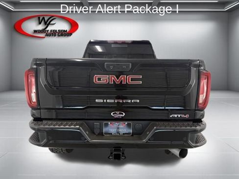 Used 2022 GMC Sierra 2500 AT4 w/ AT4 Premium Plus Package AWD/4WD image 7