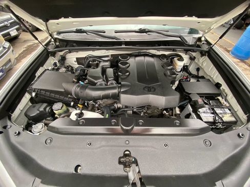 Used 2016 Toyota 4Runner Limited RWD image 29