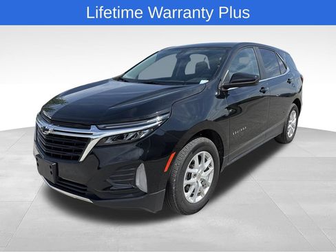 Used 2024 Chevrolet Equinox LT w/ LPO, Floor Liner Package FWD image 1