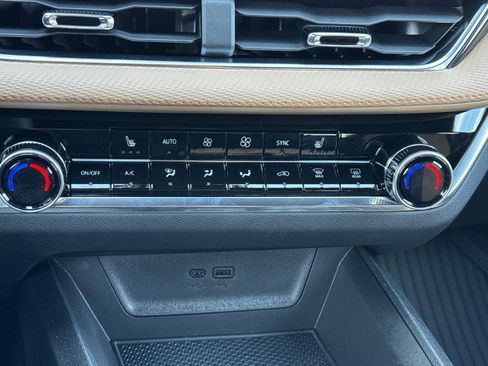 New 2025 Chevrolet Equinox ACTIV image 21