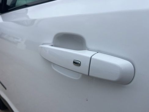 Used 2023 GMC Acadia SLE w/ Driver Convenience Package image 65