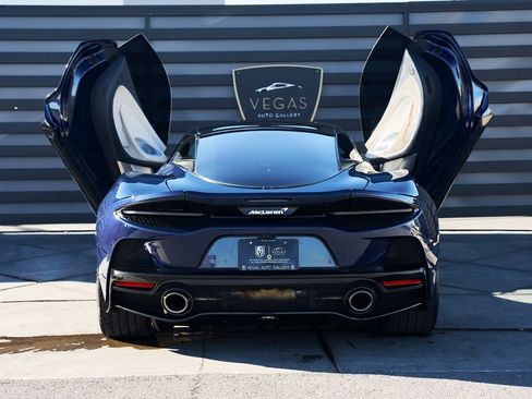 Used 2022 McLaren GT image 20