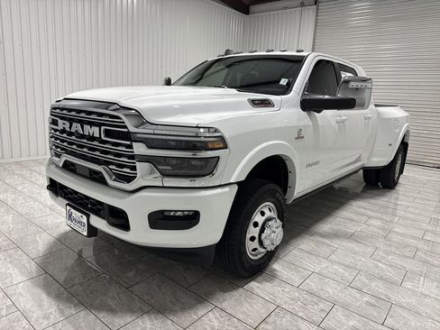 Used 2025 RAM 3500 Longhorn AWD/4WD image 1