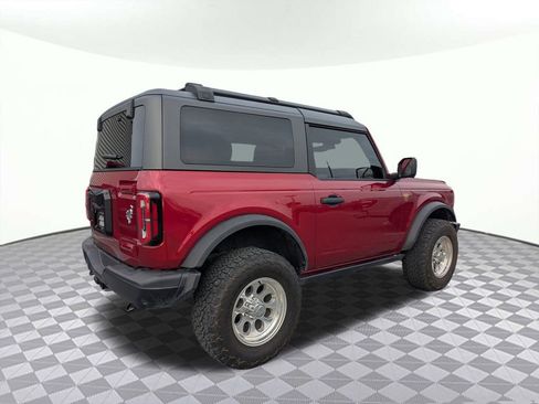 Used 2025 Ford Bronco Badlands image 3