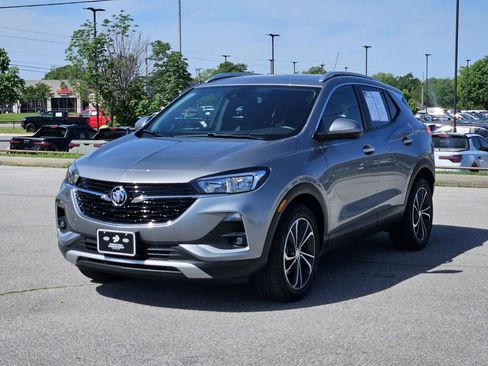 Used 2023 Buick Encore GX Select FWD image 2